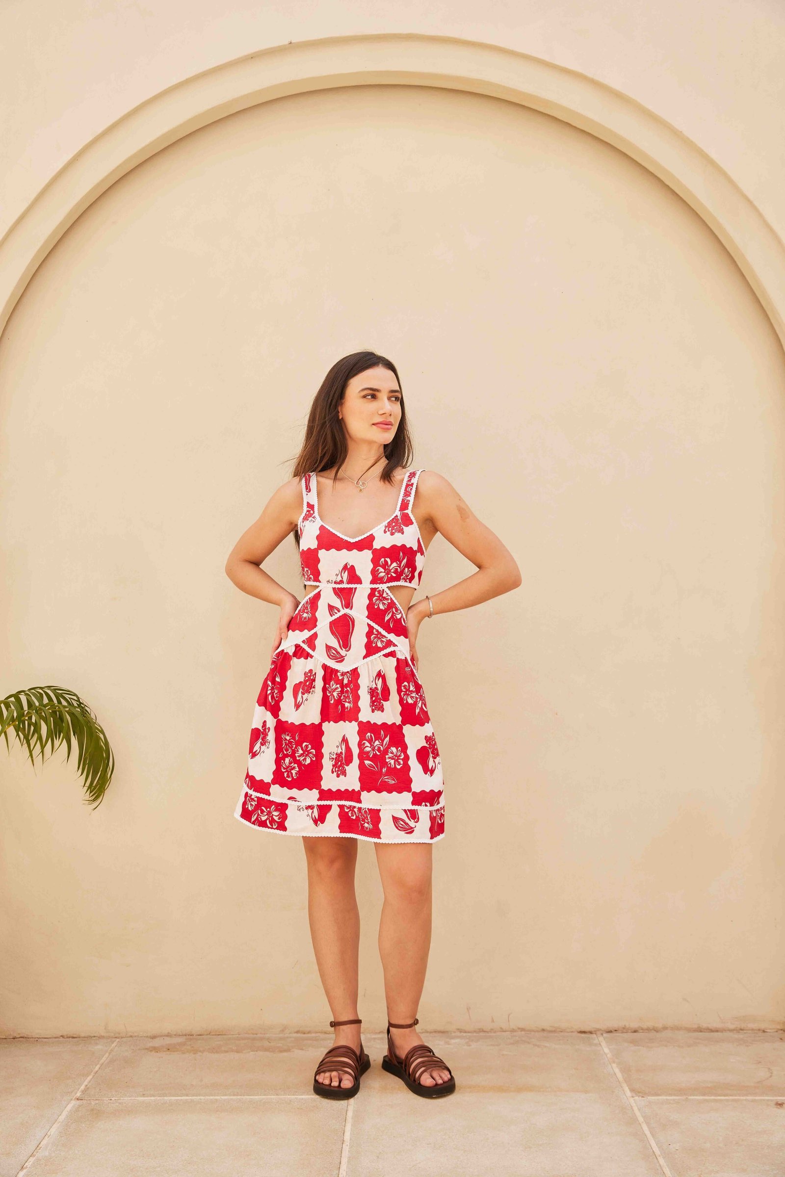 Printed dress with cut-out